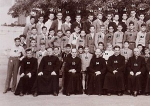 SEMINAIRE D ORAN 1954 0103 COTE GAUCHE